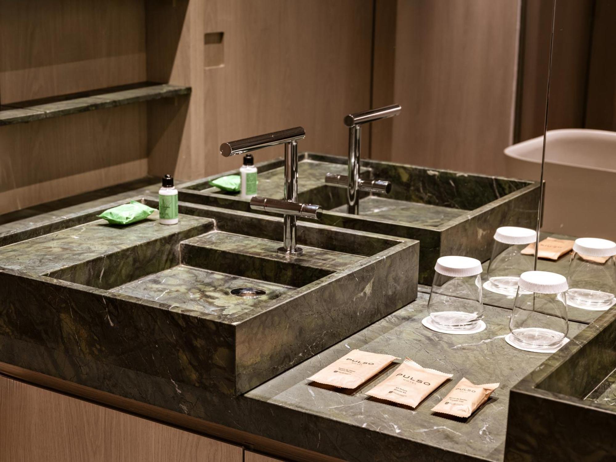 Pulso Hotel Faria Lima เซาเปาโล ภายนอก รูปภาพ